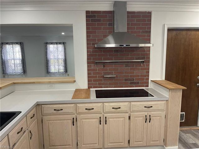 1217 Welles CT, Chesapeake, VA 23320