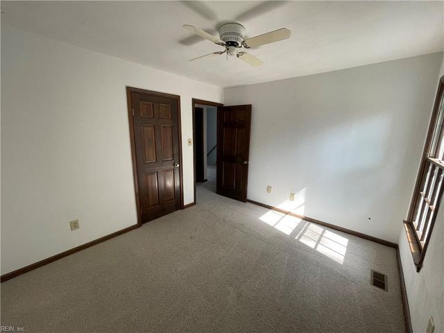 1217 Welles CT, Chesapeake, VA 23320