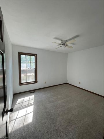 1217 Welles CT, Chesapeake, VA 23320