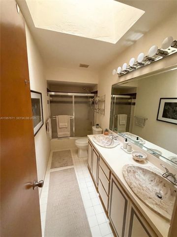 10520 SW 142nd Ave, Miami, FL 33186