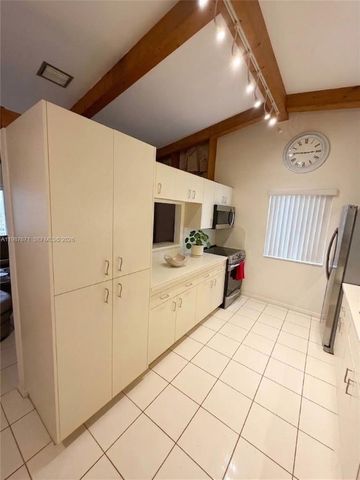 10520 SW 142nd Ave, Miami, FL 33186