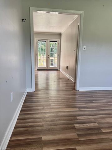 2205 Plainview Drive, High Point, NC 27265