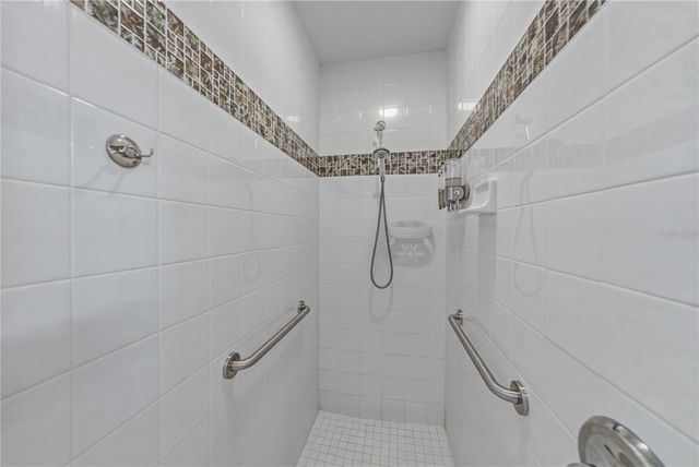 10817 HOCK LANE, San Antonio, FL 33576