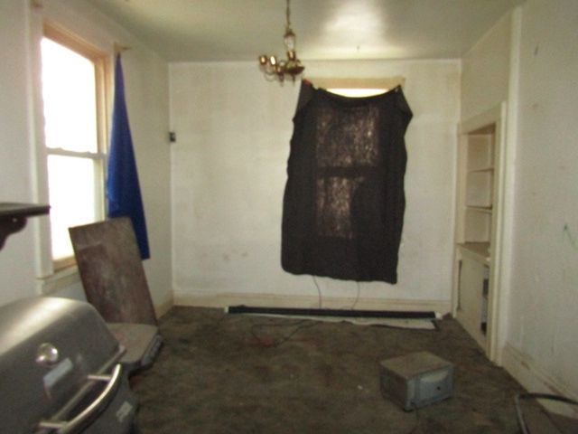 1614 Shaw Ave, Mckeesport, PA 15132