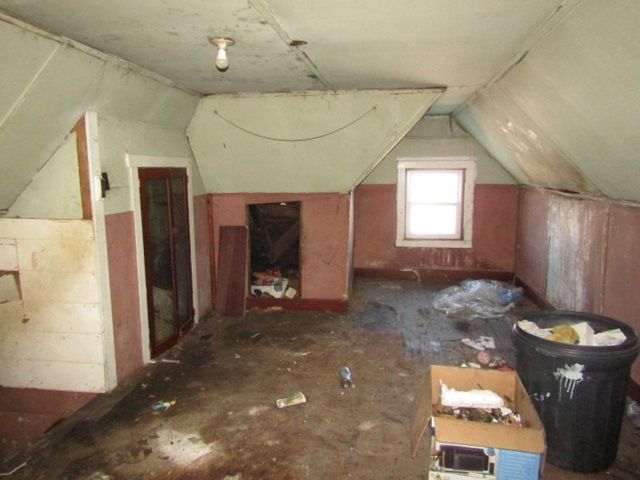 1614 Shaw Ave, Mckeesport, PA 15132