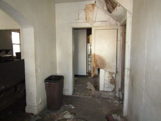 1614 Shaw Ave, Mckeesport, PA 15132