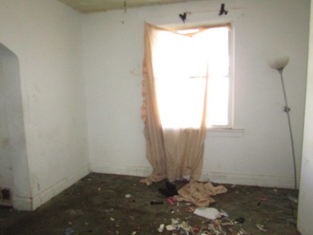 1614 Shaw Ave, Mckeesport, PA 15132