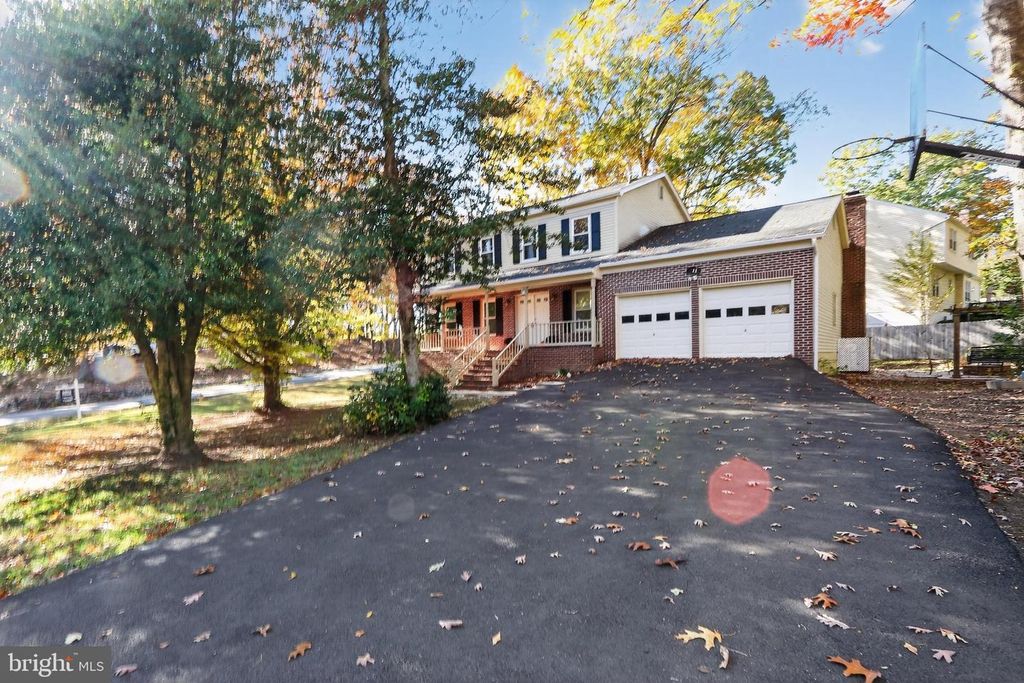 111 OAKLAWN RD, Stafford, VA 22554