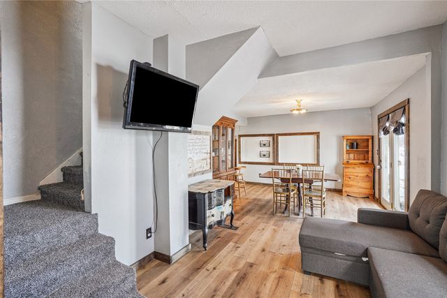 2632 Warford Street, Perry, IA 50220