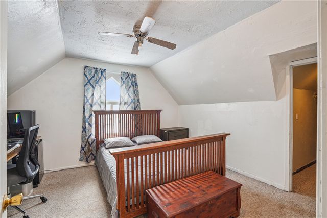 2632 Warford Street, Perry, IA 50220