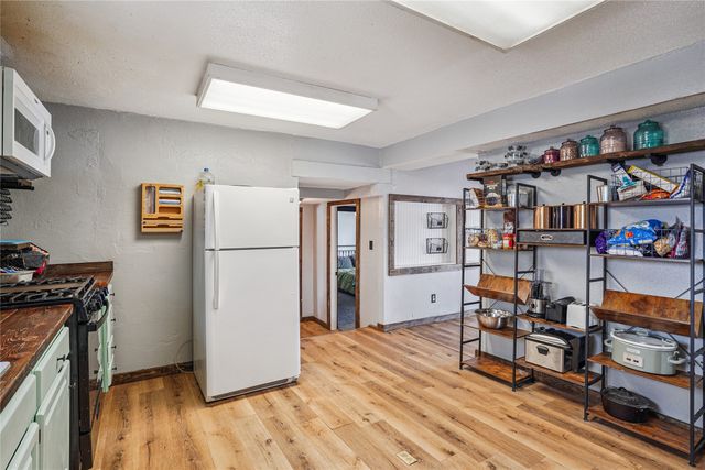 2632 Warford Street, Perry, IA 50220