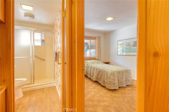 960 Snowbird Road, Wrightwood, CA 92397