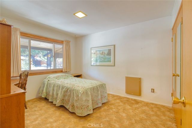 960 Snowbird Road, Wrightwood, CA 92397