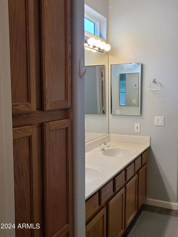 17407 N LARKSPUR Lane, Surprise, AZ 85374