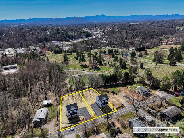 428 Hazel Mill Road, Asheville, NC 28806