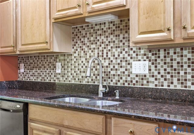 11416 Abbots Cross Ln, Glen Allen, VA 23059