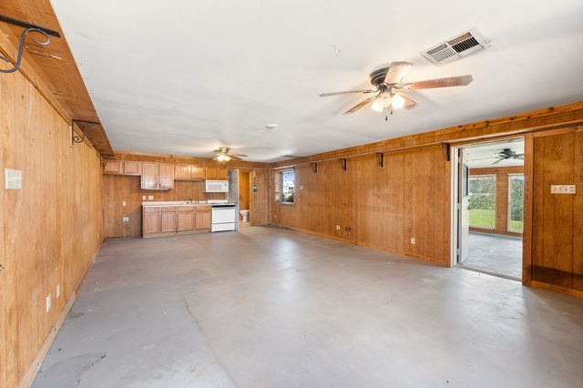 19401 Fm 429, Terrell, TX 75161