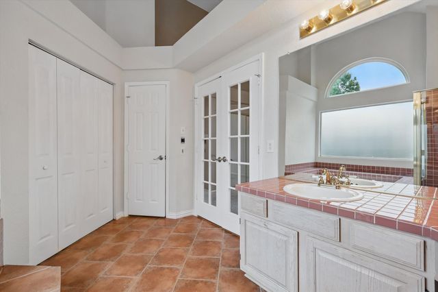 3901 Catalina Street, Rowlett, TX 75088