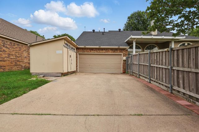 3901 Catalina Street, Rowlett, TX 75088