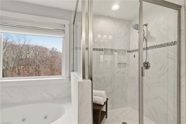 5820 Griffin Village Court, Greensboro, NC 27455