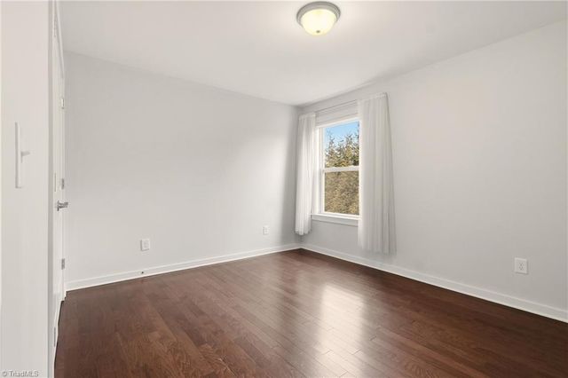 5820 Griffin Village Court, Greensboro, NC 27455