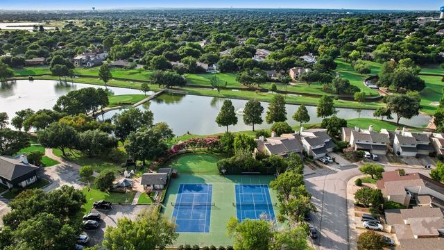 2714 Lakeview Lane, Carrollton, TX 75006