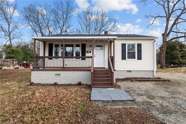 112 Holman Street, Mocksville, NC 27028