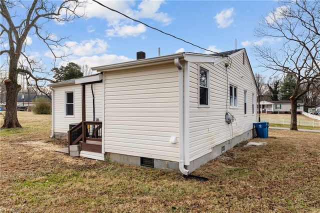 112 Holman Street, Mocksville, NC 27028