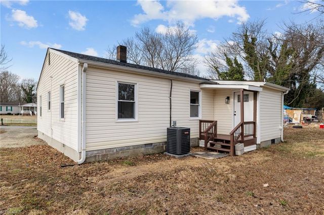 112 Holman Street, Mocksville, NC 27028