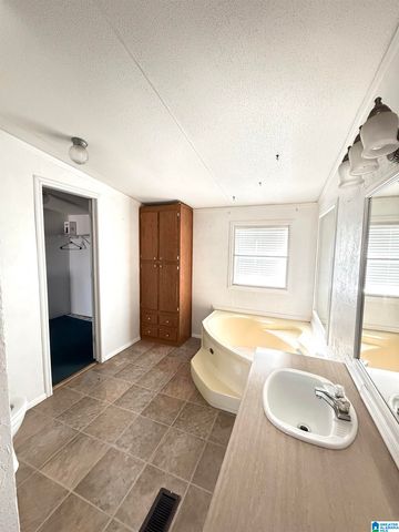 295 COUNTRY LANE, Talladega, AL 35160