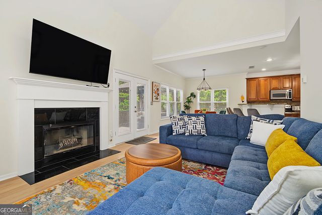 140 Farr Lake Drive, Tyrone, GA 30290