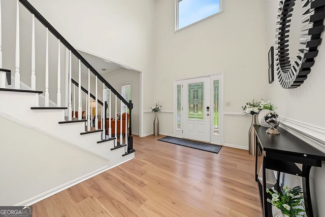 140 Farr Lake Drive, Tyrone, GA 30290