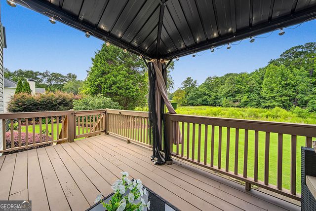 140 Farr Lake Drive, Tyrone, GA 30290