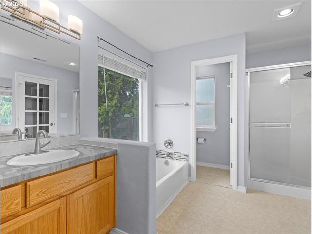 6500 Ne 47TH St, Vancouver, WA 98661