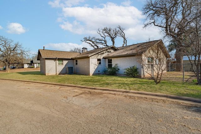 7 NW Ann Road, Mineral Wells, TX 76067
