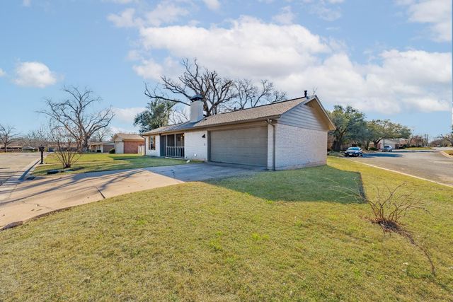 7 NW Ann Road, Mineral Wells, TX 76067