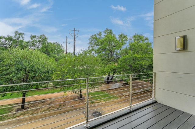 604 N Bluff DR 136, Austin, TX 78745