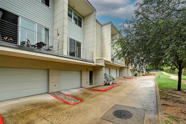 604 N Bluff DR 136, Austin, TX 78745