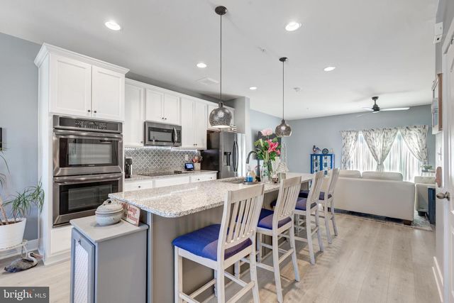 2723 TOWN VIEW CIR, New Windsor, MD 21776