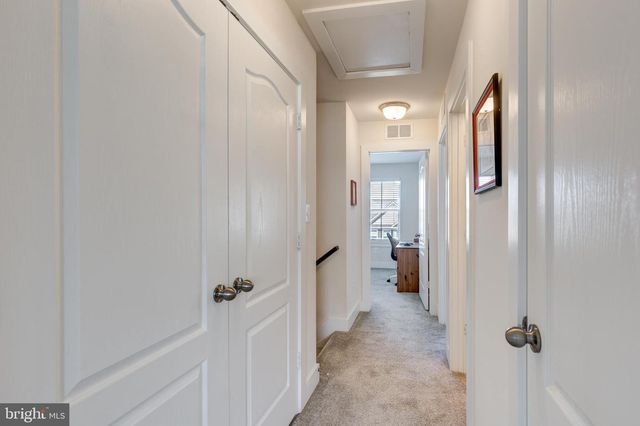 2723 TOWN VIEW CIR, New Windsor, MD 21776
