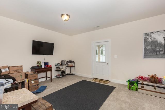 2723 TOWN VIEW CIR, New Windsor, MD 21776