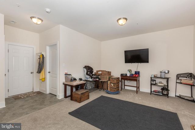 2723 TOWN VIEW CIR, New Windsor, MD 21776