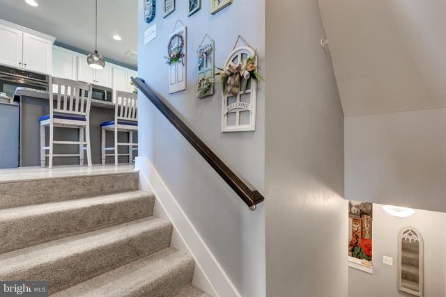 2723 TOWN VIEW CIR, New Windsor, MD 21776