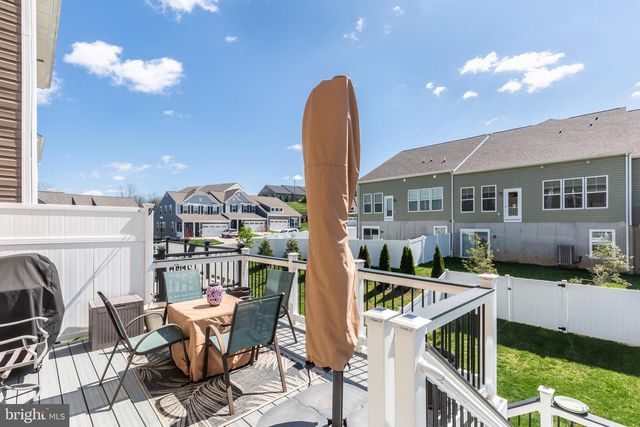 2723 TOWN VIEW CIR, New Windsor, MD 21776