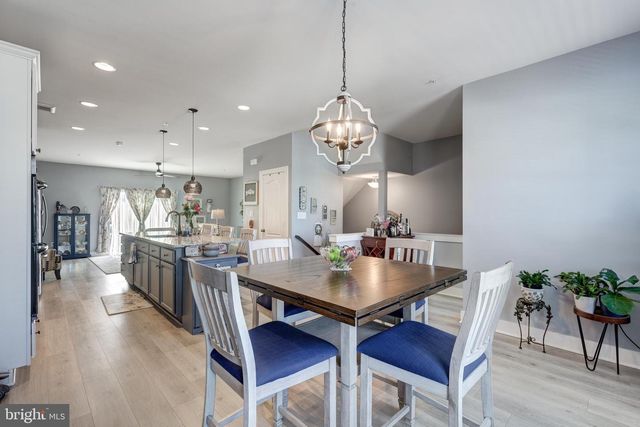 2723 TOWN VIEW CIR, New Windsor, MD 21776