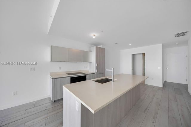 480 NE 31st St 2003, Miami, FL 33137