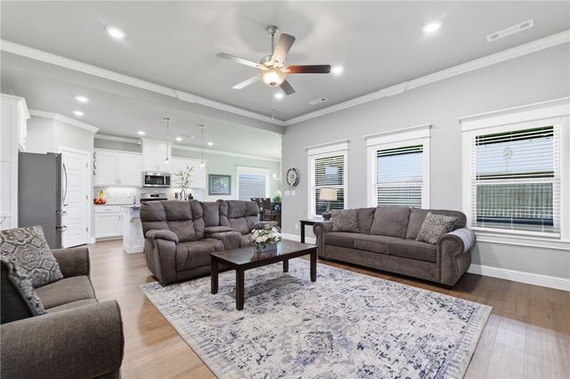 1012 Kimball Lane, Pea Ridge, AR 72751