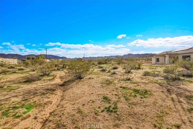 6829 Indian Cove, 29 Palms, CA 92277