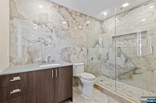 416 8th Street, Fairview, NJ 07022