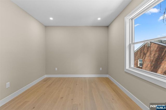 416 8th Street, Fairview, NJ 07022